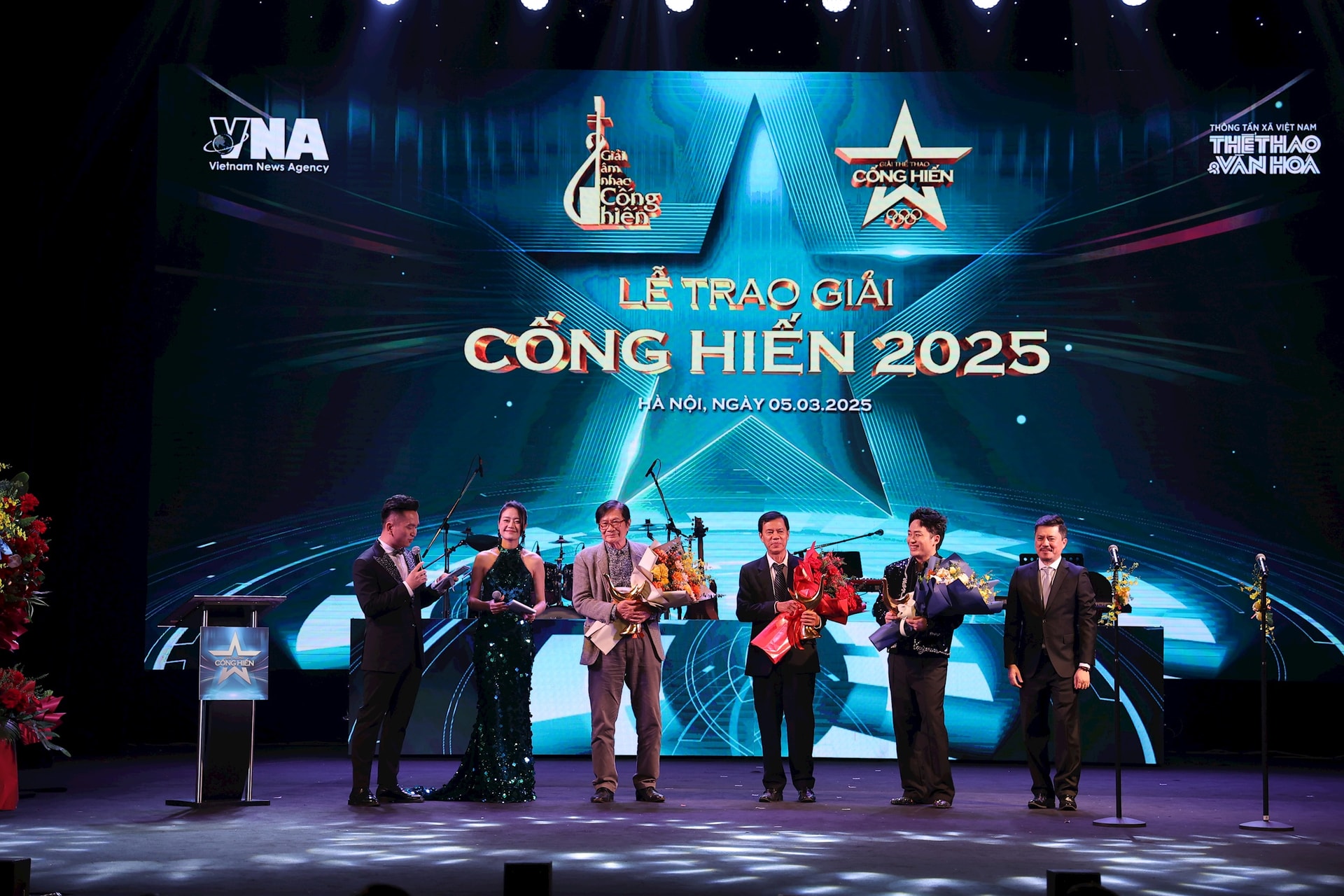 Giải Cống Hiến 2025: Soobin Lập Hattrick, Tùng Dương Tiếp Tục Được Vinh Danh